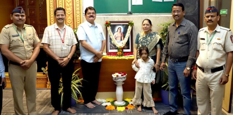 चक्रधर स्वामी जयंती पर पिंपरी-चिंचवड़ मनपा की ओर से अभिवादन